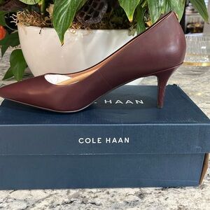 Cole Haan Ladies 8.5M GOTO Park Pump 65MM Bloodstone Leather